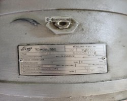 Maschine: RIETSCHLE VFT 40 Druck-  und  Vakuumpumpe