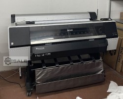 Maschine: EPSON SURECOLOR P8000 
