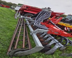 Maschine: VOLMER / VOGELSANG TGR-W 6000 / DosiMat LVX570-24 Güllenscheibenegge / Gülleverteiler