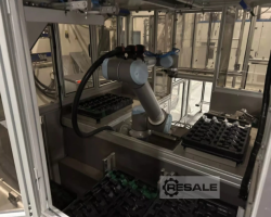 Maschine: UNIVERSAL UR10 Industrieroboter