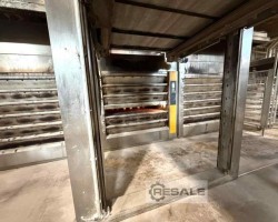 Maschine: MIWE Thermo-Express / Athlet Thermoöl-Etagenbackofen und Beschickung