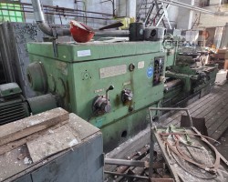 Maschine: STANKO RT 902 (550x2500mm) Wellendrehmaschine