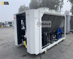 Maschine: TRANE CGAM 90 SE SQ 250 KW Chiller