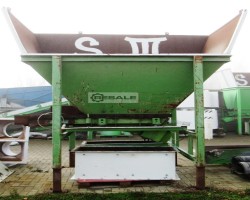 Maschine: D+E  Aufgabetrichter