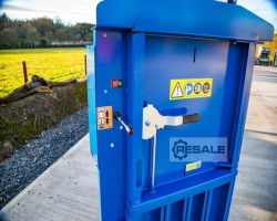 Maschine: BTS MF75 Ballenpresse Kartonage