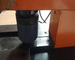 Maschine:   Pneumatische Pressen