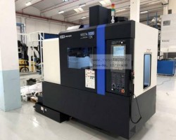 Maschine: HWACHEON VESTA 1000 Vertikale CNC Bearbeitungszentren