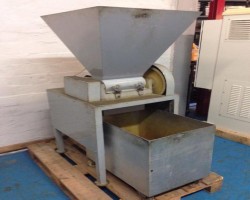 Maschine:  Mühle Mohnmühle