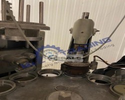 Maschine: HAMBA 2400 Abfüll- und Verschliessmaschinen