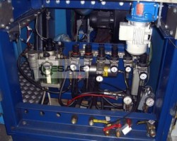 Maschine: TETRAPAK DB 30 / 125 PET Streckblasmaschinen