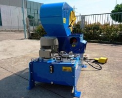 Maschine: ALLIGATORSCHERE AGICOM TR 250 Alligatorscheren