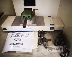 Maschine: REALMECA MINI C3X-CNC Vertikalfräsmaschinen