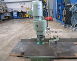 Maschine: HANG 136 D Papierbohrmaschinen