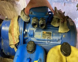 Maschine: EMK Motor + Getriebe Förderschneckenantrieb