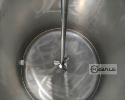 Maschine:   Behälter