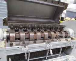 Maschine: MÖSER/HERBOLD KG35/100 Schneidmühlen