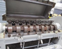 Maschine: MÖSER/HERBOLD KG35/100 Schneidemühlen