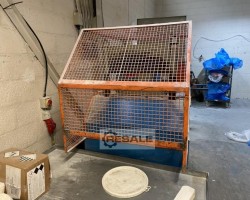 Maschine: FOGG + YOUNG Bale Cutter Gummischneidemaschinen