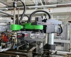 Maschine: BOSCH Turbo Scara SR 800EC Roboter + Steuerung