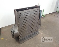 Maschine:  850 x 300 x H700 mm Aufspannplatten