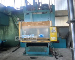 Maschine: AP+T LAGAN FMC-2500 MC12 1010 Hydraulische Pressen