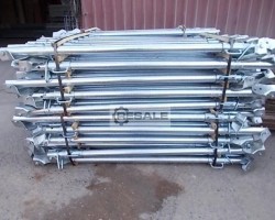 Maschine: COMIPONT  Baustützen lackiert oder verzinkt