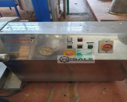 Maschine: SPADONI 600 x 600 mm Pressen