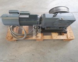 Maschine: SEW K76 Getriebemotor