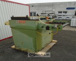 Maschine: CAMU RM800/II 4429 Blechendenanbiegemaschinen