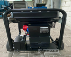 Maschine: BRIGGS + STRATTON 15 kVA Aggregate