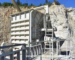 Maschine: SBM REMAX 810 Hybrid Walzenbrecher