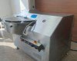 Maschine: KILIA 50 liters Kutter und Vakuumkutter