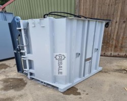 Maschine: HSM V-Press 825 plus pro Ballenpressen