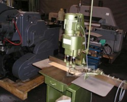 Maschine: HANG 136 D   |  O O Papierbohrmaschinen