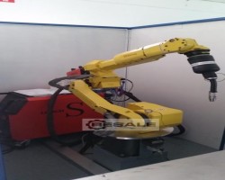 Maschine: FANUC ArcMate 100/7L mit R30iB Kompaktzelle  Steuer