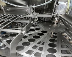 Maschine: WALDNER Dosomat 12.6 Dosenverschliessmaschinen