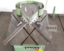 Maschine: INDUMASCH V 254 Ausklinkmaschinen