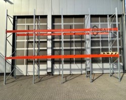 Maschine: BLT ca. 11,20 lfm, H: 450cm, Palettenregale