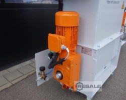 Maschine: STYROTEC STYROSHREDcompact Brikettierpressen