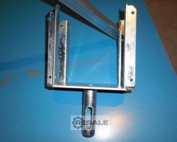 Maschine: SFS Dreibein ( Stützenfuß ), verzinkt 