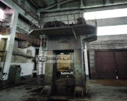 Maschine: TMP VORONEZH KV2536,400T Mechanische Stanz-Besäumpresse