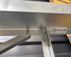 Maschine:  H:426cm Kragarmregale