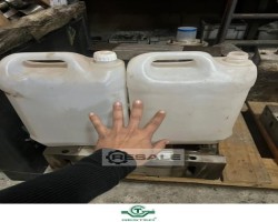 Maschine:  10 L Blasform für Karaffe