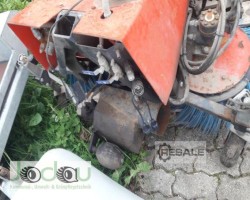 Maschine: CARRARO  Kehrmaschinen