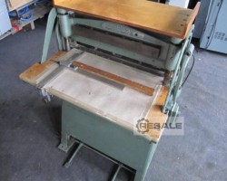 Maschine: W. KROLL  ELEKTRISCHE PERFORIERMASCHINE