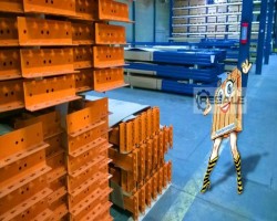 Maschine: NEDCON  Palettenregale 4,5 m, 16 Rahmen, 72 Traversen 3t