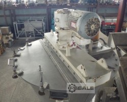 Maschine: HOSOKAWA MILACRON DBXE-300R Mischer