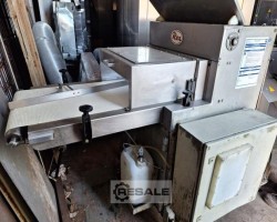 Maschine:   Brotschneidemaschinen