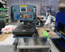 Maschine: ADKINS OM 1000 Buchpressen