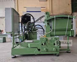 Maschine: RUF 400 Brikettierpressen